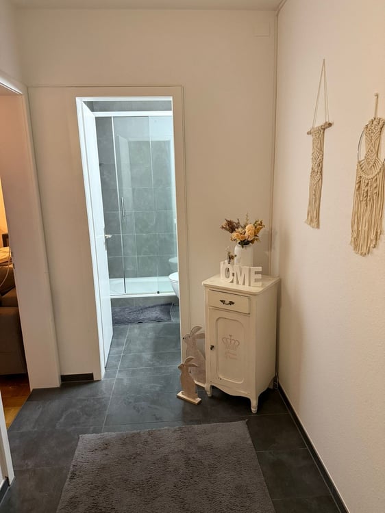 Wunderschöne 4- Zimmerwohnung in Thun 4