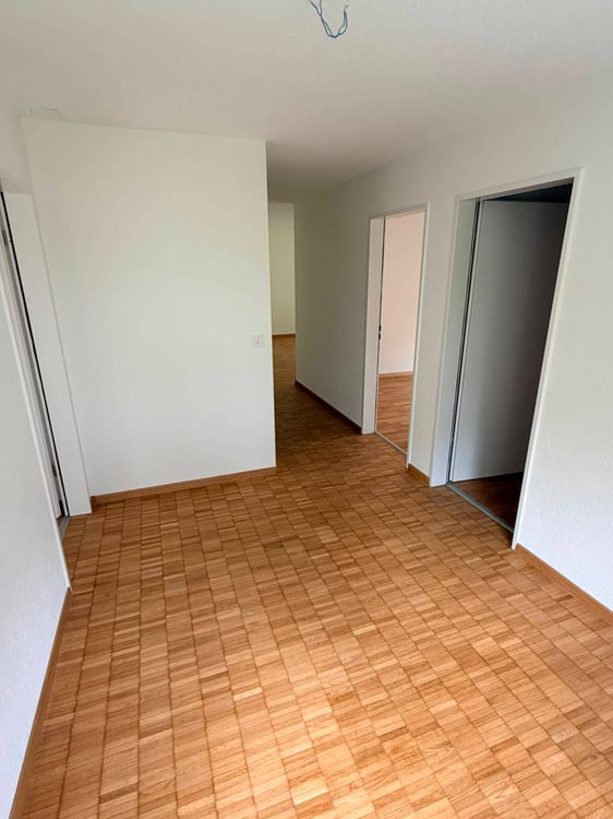 Grosszügige Erdgeschosswohnung mitten in Moossee 5