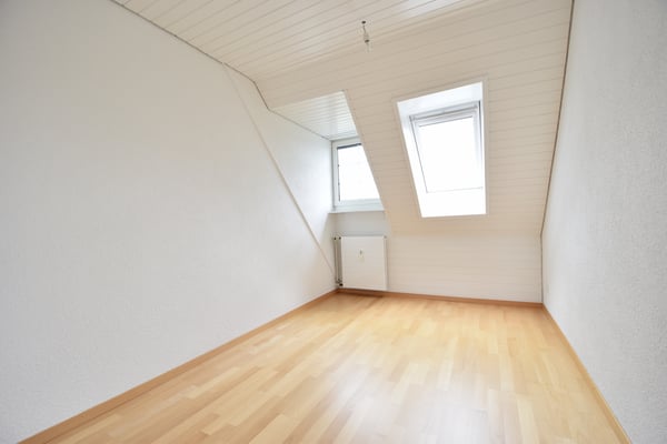 schöne, gemütliche 3.5-Zimmer-Maisonettewohnung zu vermieten! 8