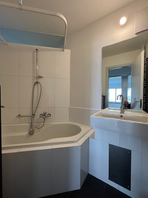 2.0-Zimmer-Wohnung an ruhiger und zentraler Lage in Thun zu vermieten! 5