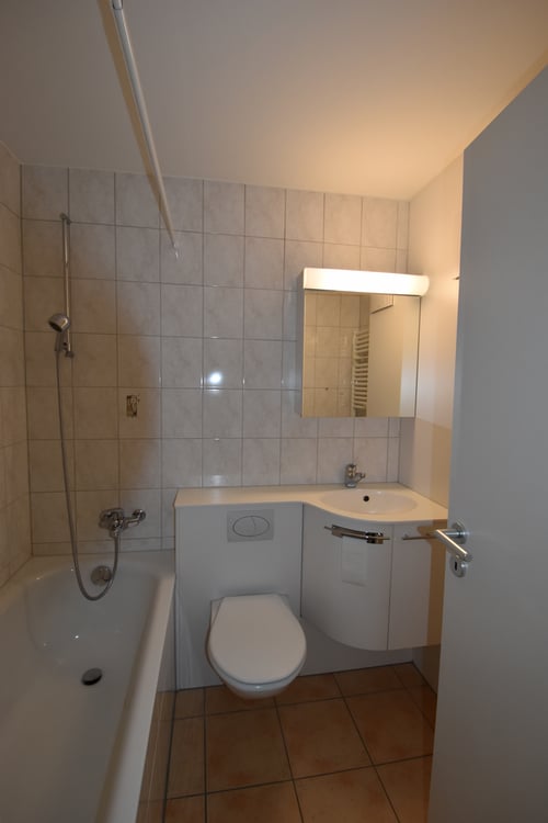 Klein, aber fein - charmante 2.5-Zimmerwohnung in Spiez 2