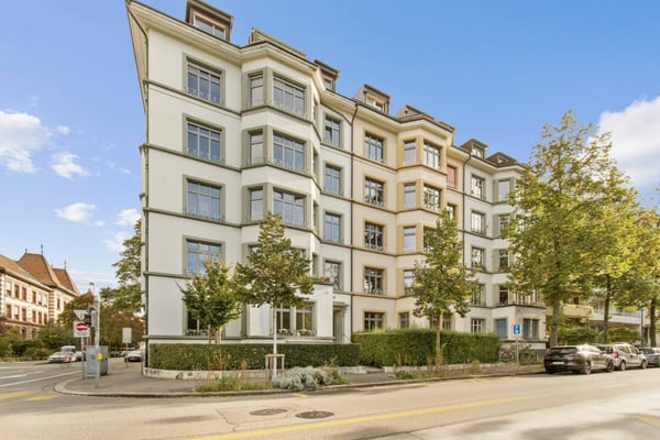 1.5-Zimmer Attikawohnung an der Gundeldingerstrasse 5