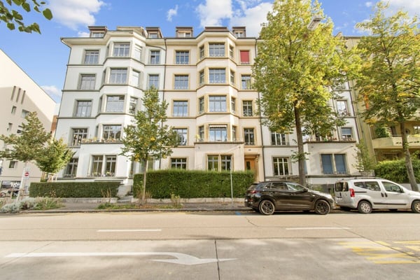 1.5-Zimmer Attikawohnung an der Gundeldingerstrasse 6