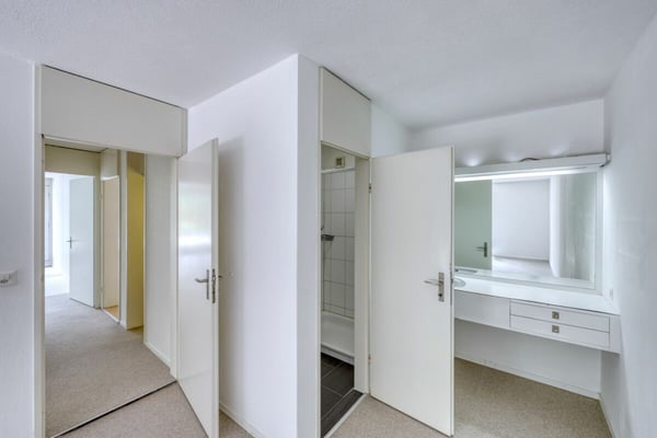Ruhe, Natur und Privatsphäre - grosszügiges Terrassenhaus im Etzlibergquartier 9