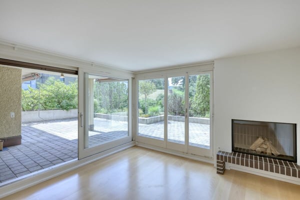 4.5-Zimmer-Terrassenhaus im Grünen mit Renovationspotential 4