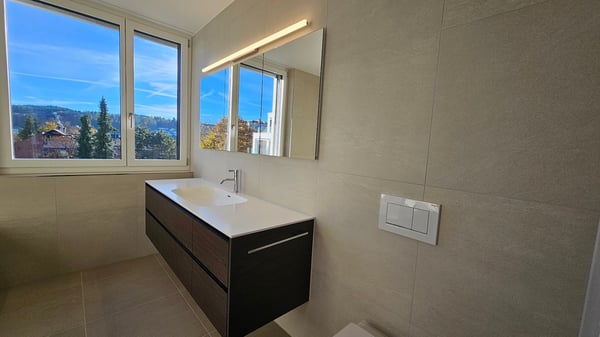 Erstvermietung: Top 4.5 Zimmer-Attika-Wohnung an top Lage 14