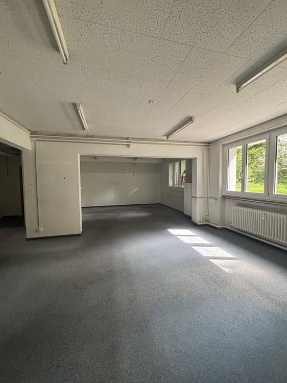 Ihre neuen Büro- oder Praxisräumlichkeiten im ruhigen Schosshaldenquartier 2