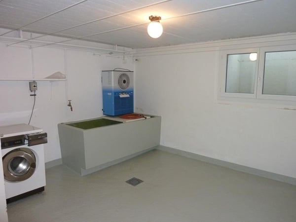 Charmante Doppeleinfamilienhaus-Hälfte mit grossem Garten 11