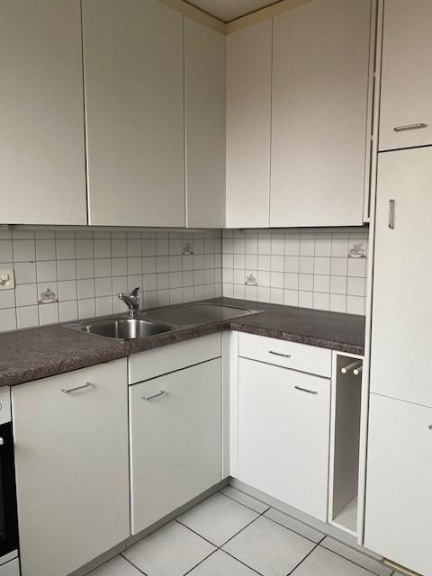 Charmante Doppeleinfamilienhaus-Hälfte mit grossem Garten 8