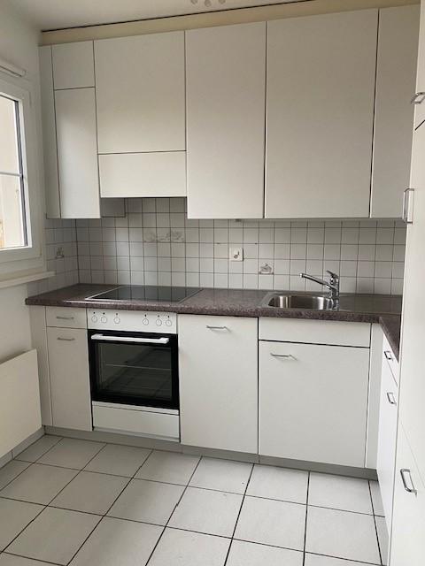 Charmante Doppeleinfamilienhaus-Hälfte mit grossem Garten 9