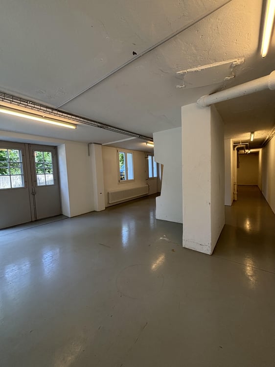 Vielseitig nutzbare Gewerberäumlichkeit mit 180 m² 3