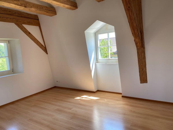 Charmante Dachwohnung in Wabern 6