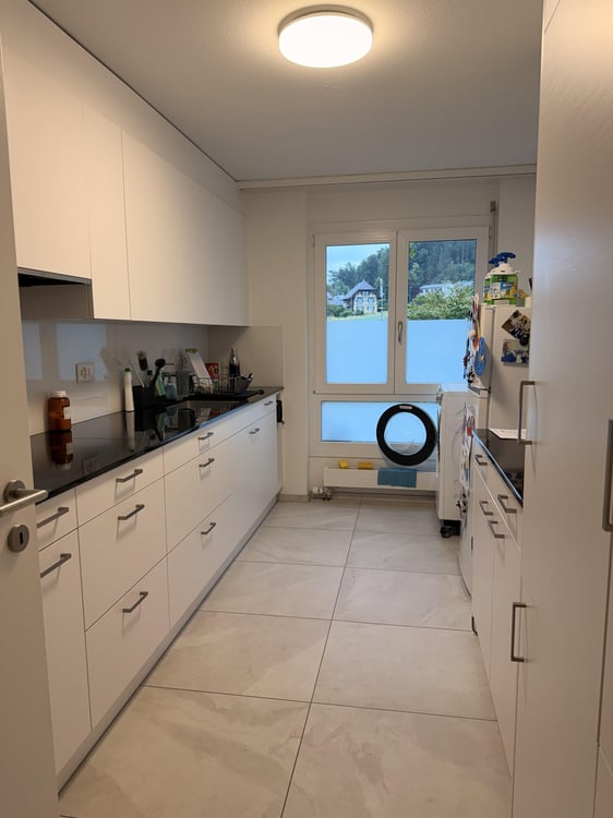 schöne 4.5 Zimmerwohnung in Ittigen 3