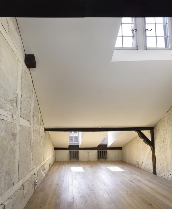 Elegant sanierte Wohnung mit viel Charme 5