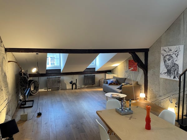 Elegant sanierte Wohnung mit viel Charme 6