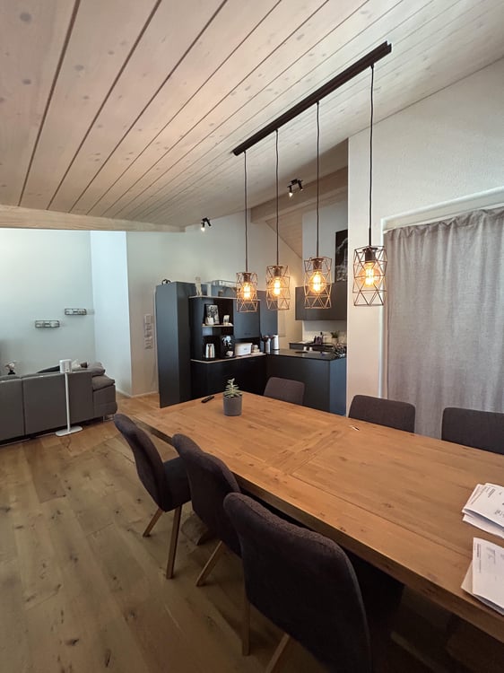 Moderne Dachwohnung mit Blick ins Grüne 6