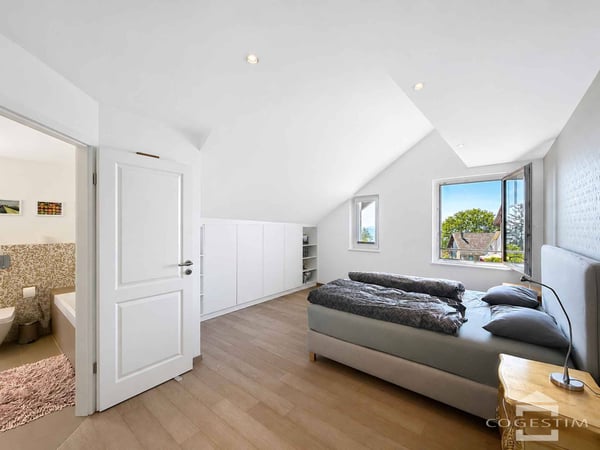 Spacieux duplex de 5.5 pièces avec terrasse et vue sur le Lac Léman 5