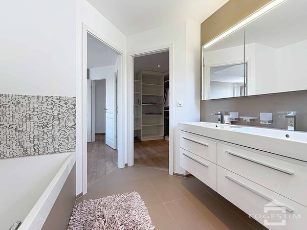 Spacieux duplex de 5.5 pièces avec terrasse et vue sur le Lac Léman 7