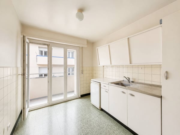 4.5 pièces à rénover dans un immeuble récemment assaini 4
