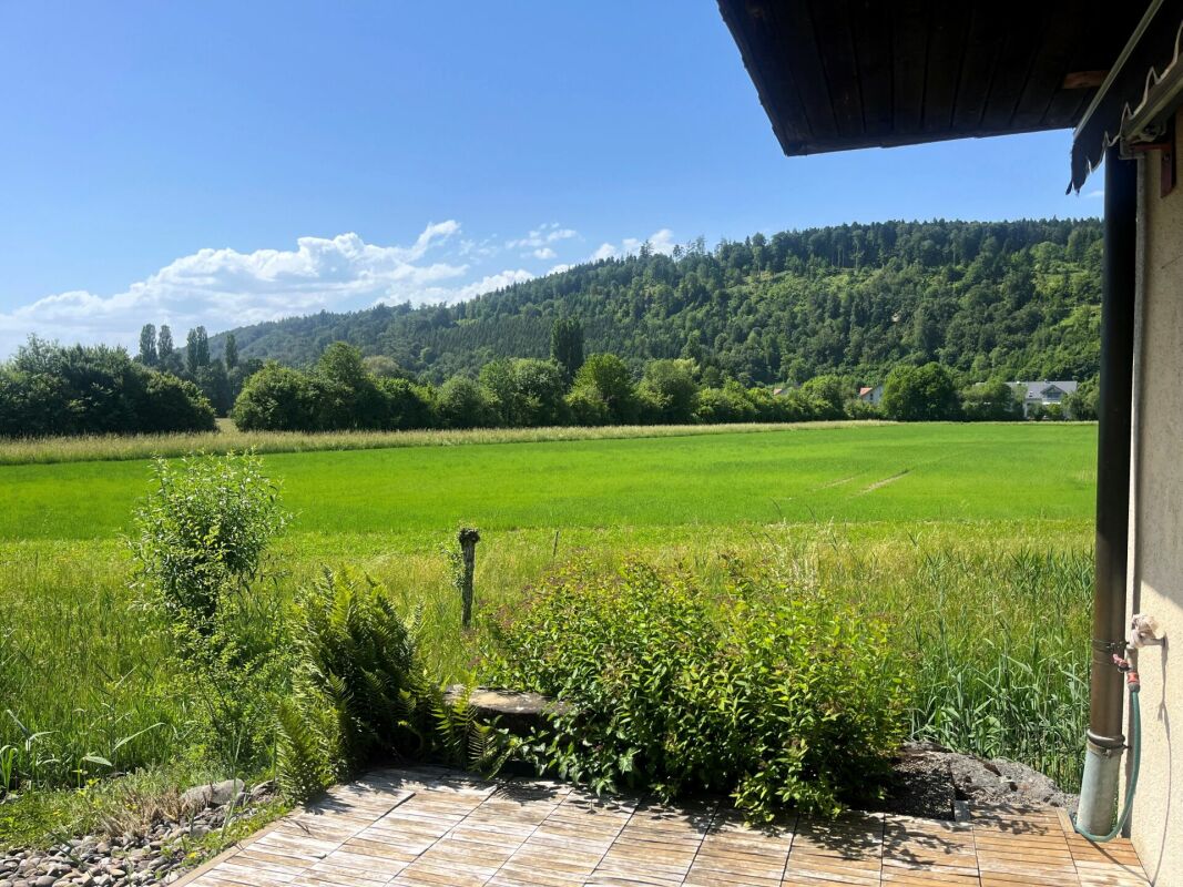 Besonderes Reiheneckhaus an idyllischer Lage an Naturbach in Worben
