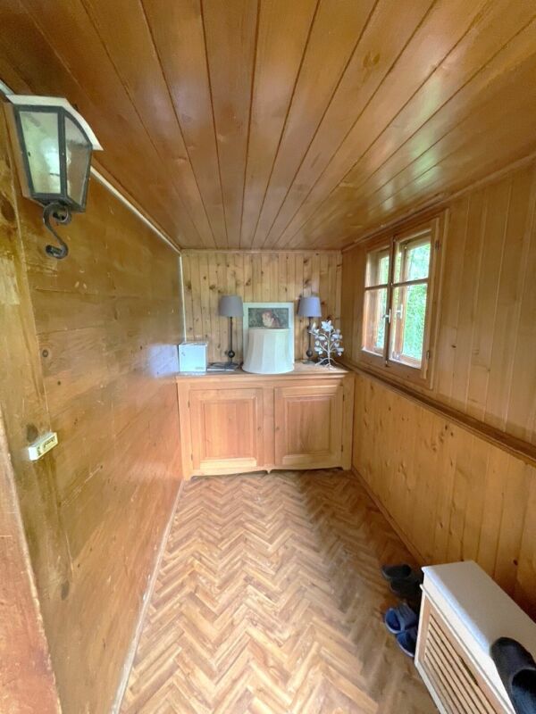 Grosses 7-Zimmer Chalet mit Einliegerwohnung und wunderbarer Weitsicht in Château-d'Oex VD