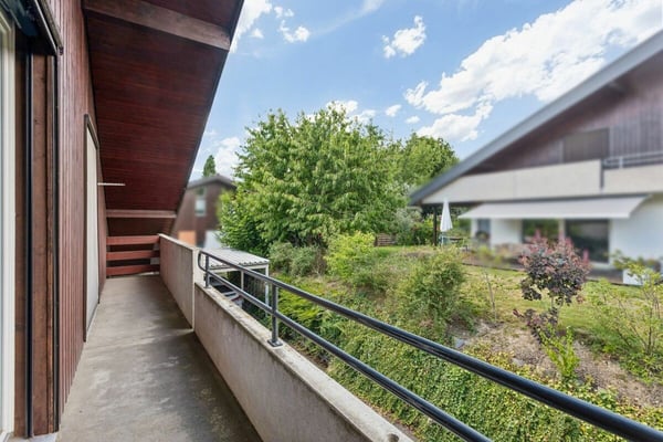 Gepflegtes Einfamilienhaus in ruhigem Wohnquartier in Gals BE 16