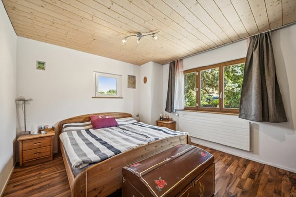 Attraktives 5,5-Zimmer Chalet in Mörigen BE mit Sicht auf den Bielersee 8
