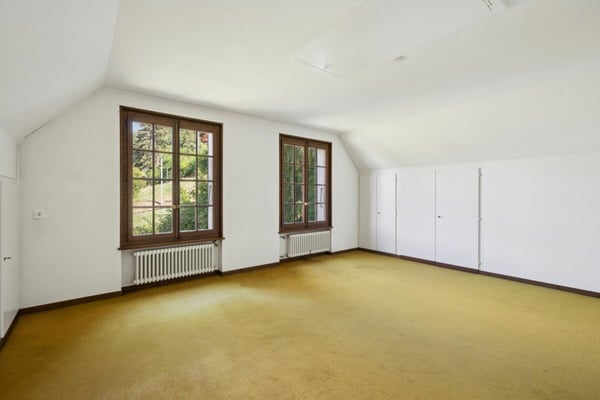 5-Zimmer Einfamilienhaus auf grosser Parzelle in Blonay VD mit See- und Bergsicht 11
