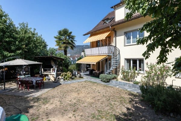 Mehrfamilienhaus mit Baulandreserve im schönen Lindenquartier in Biel BE 19