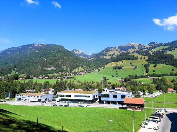 Teilerschlossenes Bauland an sonniger Hanglage in Zweisimmen BE 3