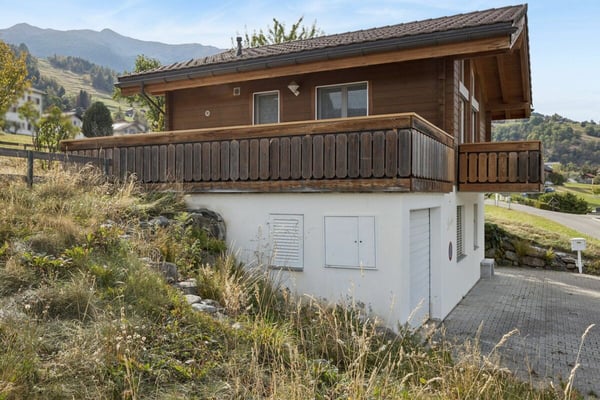 3,5-Zimmer Chalet in Unterbäch - herziges Tiny-Einfamilienhaus mit viel Privatsphäre 12