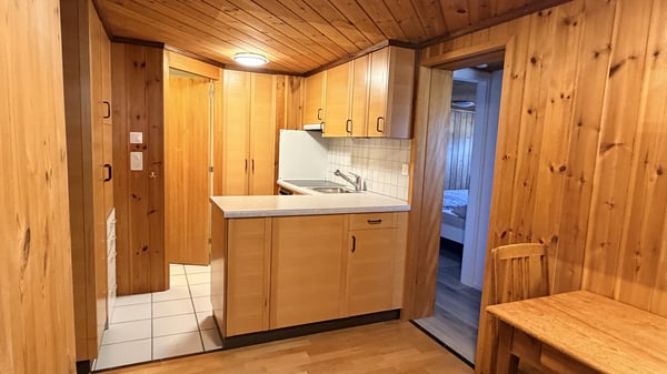 Chalethaus mit Einliegerwohnung und Wellnessoase 11