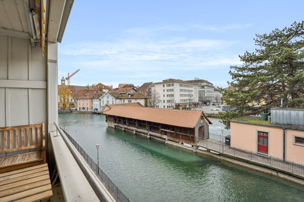 1.5-Zi-Wohnung mit Balkon & Aareblick 1