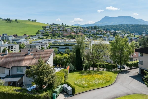 Ruhig Wohnen im Haus mit schönem Weitblick 3