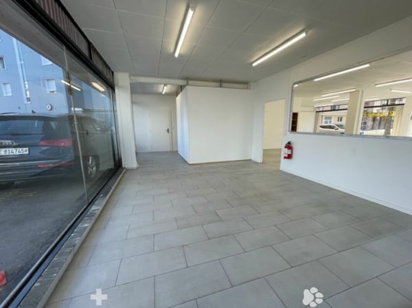 Verkaufsfläche / Ladenlokal / Gewerberaum 7