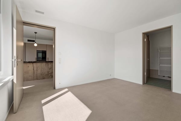 Moderne 4.5-Zimmer-Neubauwohnung im 6. OG mit Balkon und herrlicher Aussicht in Kloten (Whg. 6.1) 11