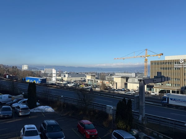 Exklusive Büroräumlichkeiten mit schönem Ausblick in Freienbach 4