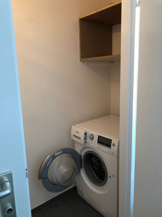 Grosszügige 2.5-Zimmer-Wohnung mit Balkon und schöner Aussicht in St. Gallen 9
