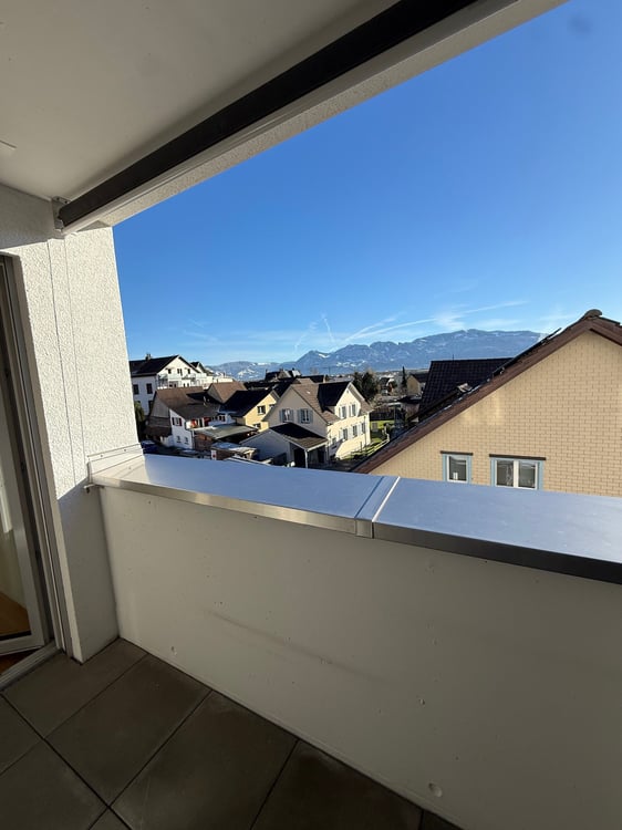 Moderne 1.5-Zimmer-Wohnung mit Bergblick in Rebstein 10