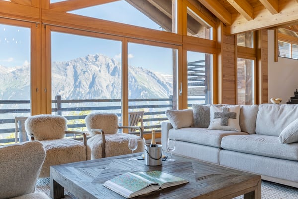 Chalet d'exception avec vue panoramique et ascenseur privatif 3