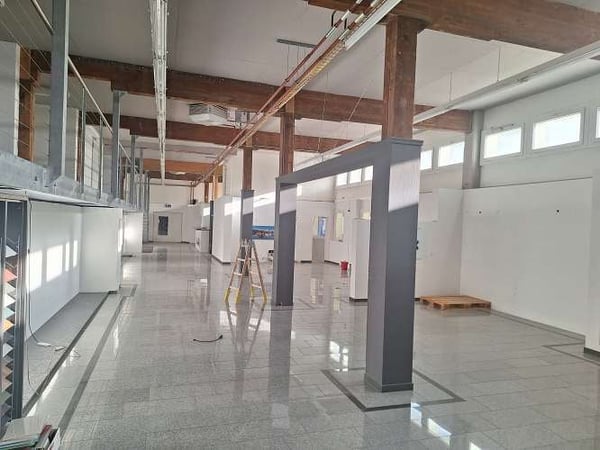 1'700 m2 Verkaufs- Büro- und Lagerflächen an top Lage direkt beim Bahnhof und nahe SCHOPPING-MEILE 2