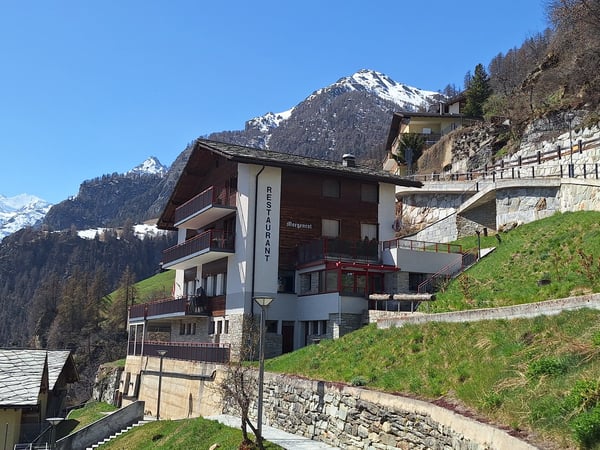 Multifunktionale Liegenschaft mit 540 m2 Nutzfläche, 40 Min von Zermatt 2