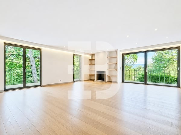 Magnifique attique en pignon avec deux chambres 2