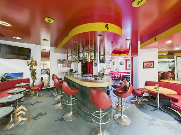 Seltenes Fundstück: Hotel mit Gastronomie- und Wellnessangebot im Zent 9