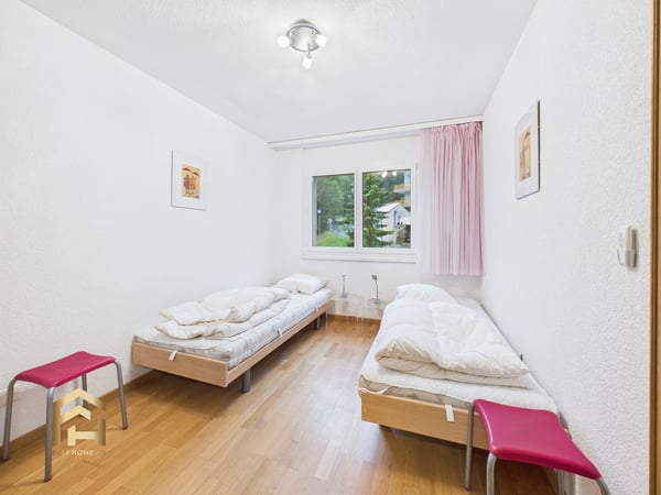 Stilvolle 4.5 ZWG mit Balkon und Cheminée in sonniger Lage von Leukerb 5