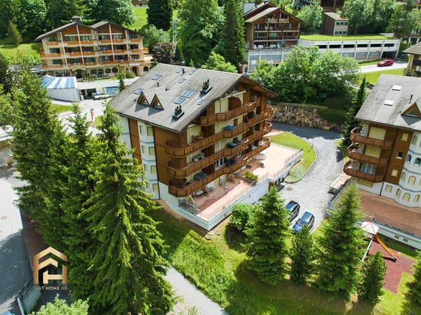 Stilvolle 4.5 ZWG mit Balkon und Cheminée in sonniger Lage von Leukerb 13