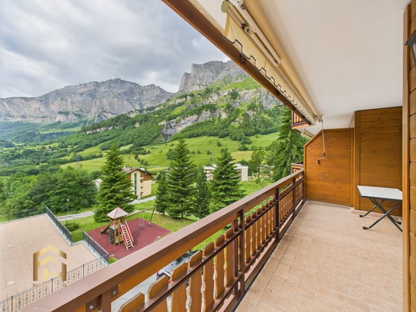 Stilvolle 4.5 ZWG mit Balkon und Cheminée in sonniger Lage von Leukerb 8