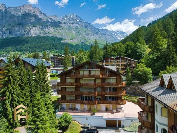 Stilvolle 4.5 ZWG mit Balkon und Cheminée in sonniger Lage von Leukerb 12