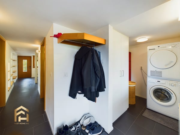 Ein geschichtsträchtiges Zuhause mit 3 Wohnungen bei Bitsch 5