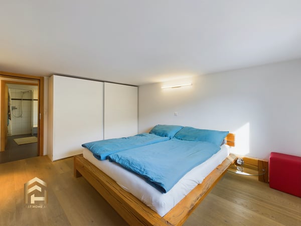 Ein geschichtsträchtiges Zuhause mit 3 Wohnungen bei Bitsch 8